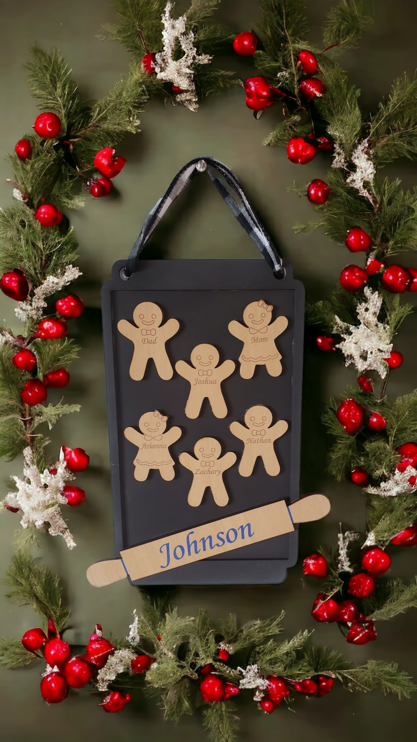 Gingerbread Cookie Family Christmas Wallhanging Sign, 10x8